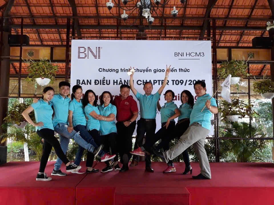 Hoạt động kết nối và phát triển năng lực lãnh đạo